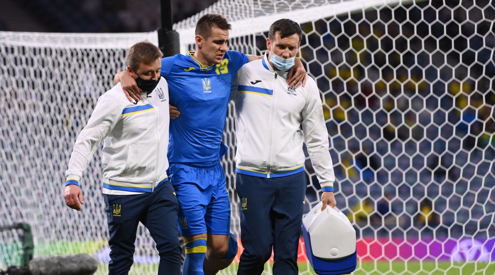 Артем Бєсєдін пробачив футболіста Швеції після моторошного фолу