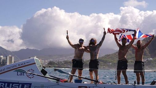 Із Сан-Франциско до Гаваїв: веслувальники пропливли океаном 4 тисячі кілометрів за рекордний час