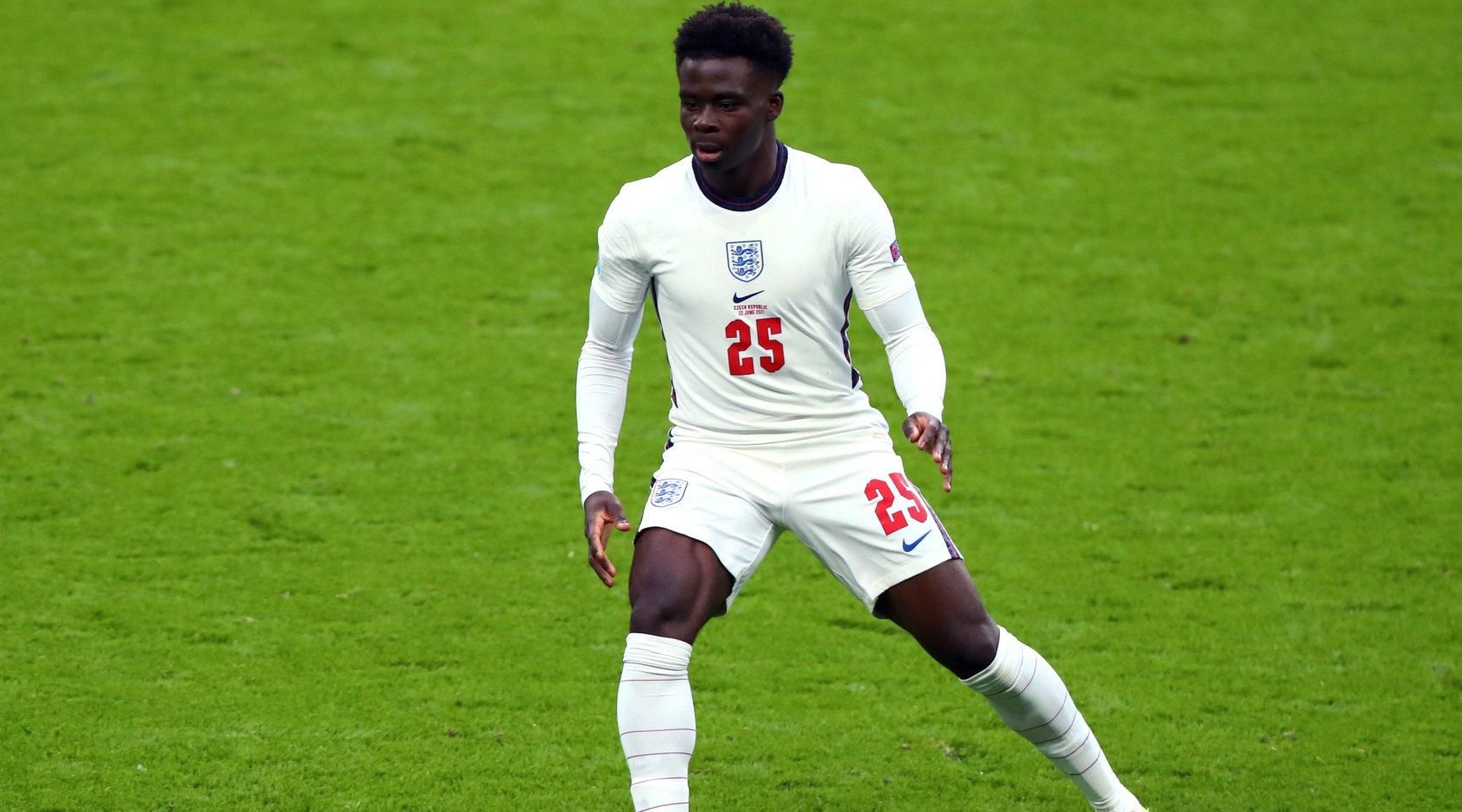 Англія ризикує втратити Букайо Сака на матч з Україною - деталі Англія ризикує втратити Букайо Сака на матч з Україною - деталі