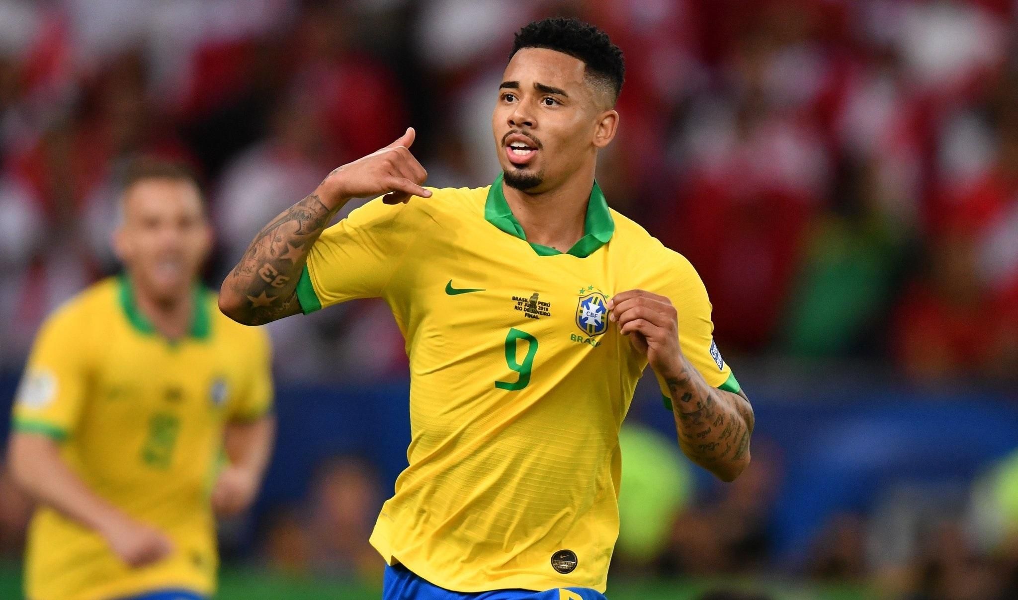 Прийом з карате: одноклубник Зінченка у стрибку вдарив суперника ногою в обличчя – відео Прийом з карате: одноклубник Зінченка у стрибку вдарив суперника ногою в обличчя – відео