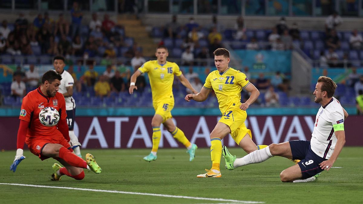 Кейн забил гол в ворота сборной Украины