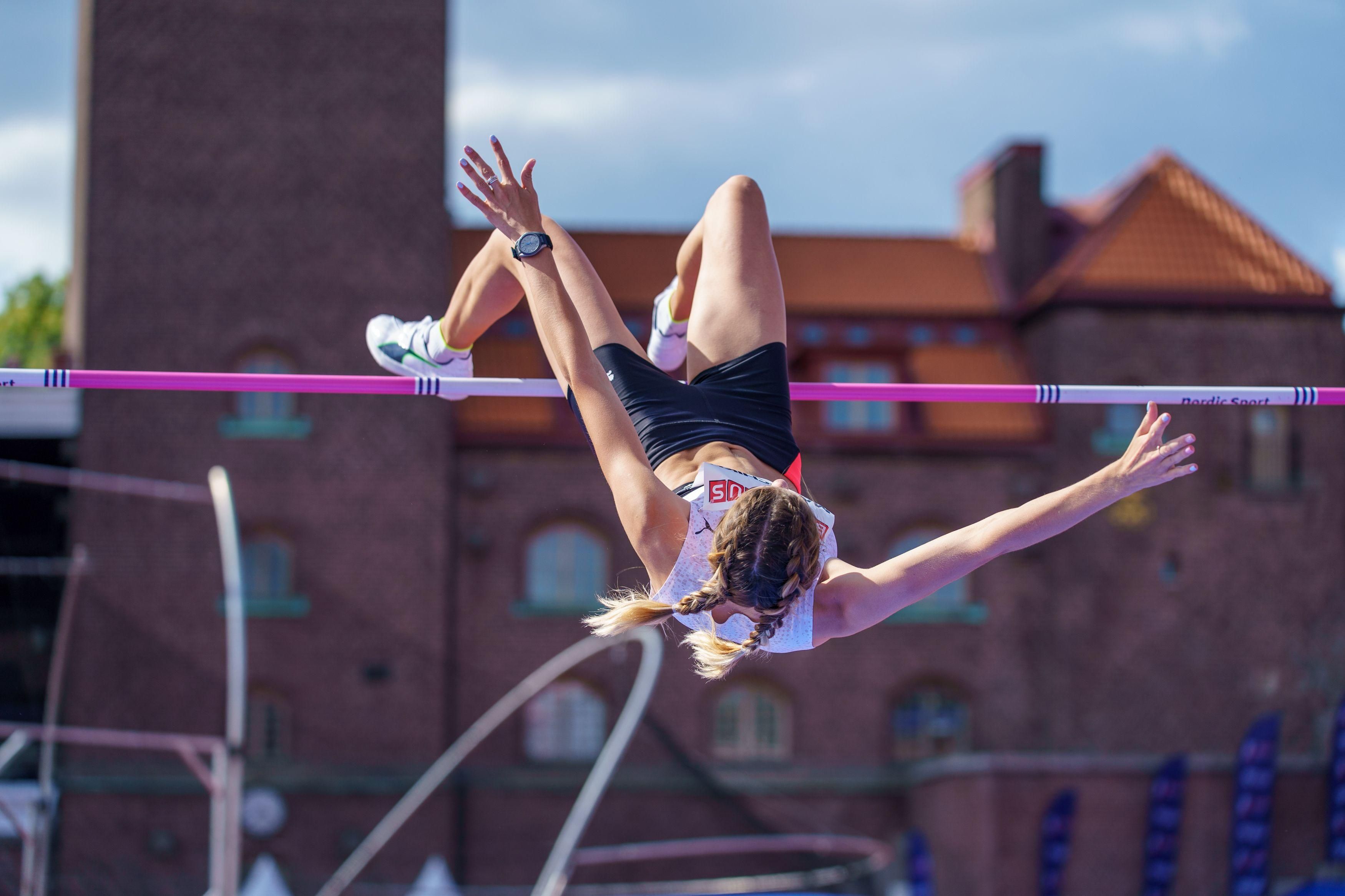 Ярослава Магучих с рекордом сезона победила на этапе Бриллиантовой лиги Ярослава Магучих с рекордом сезона победила на этапе Бриллиантовой лиги