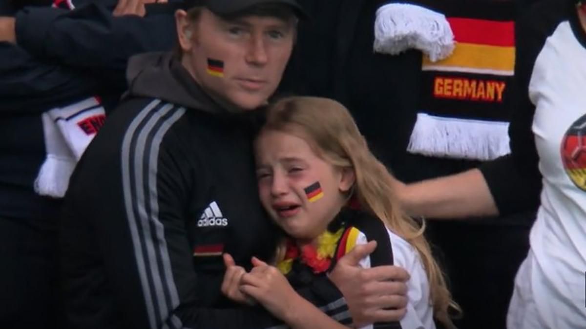 Для заплаканої німецької вболівальниці зібрали 50 тисяч доларів