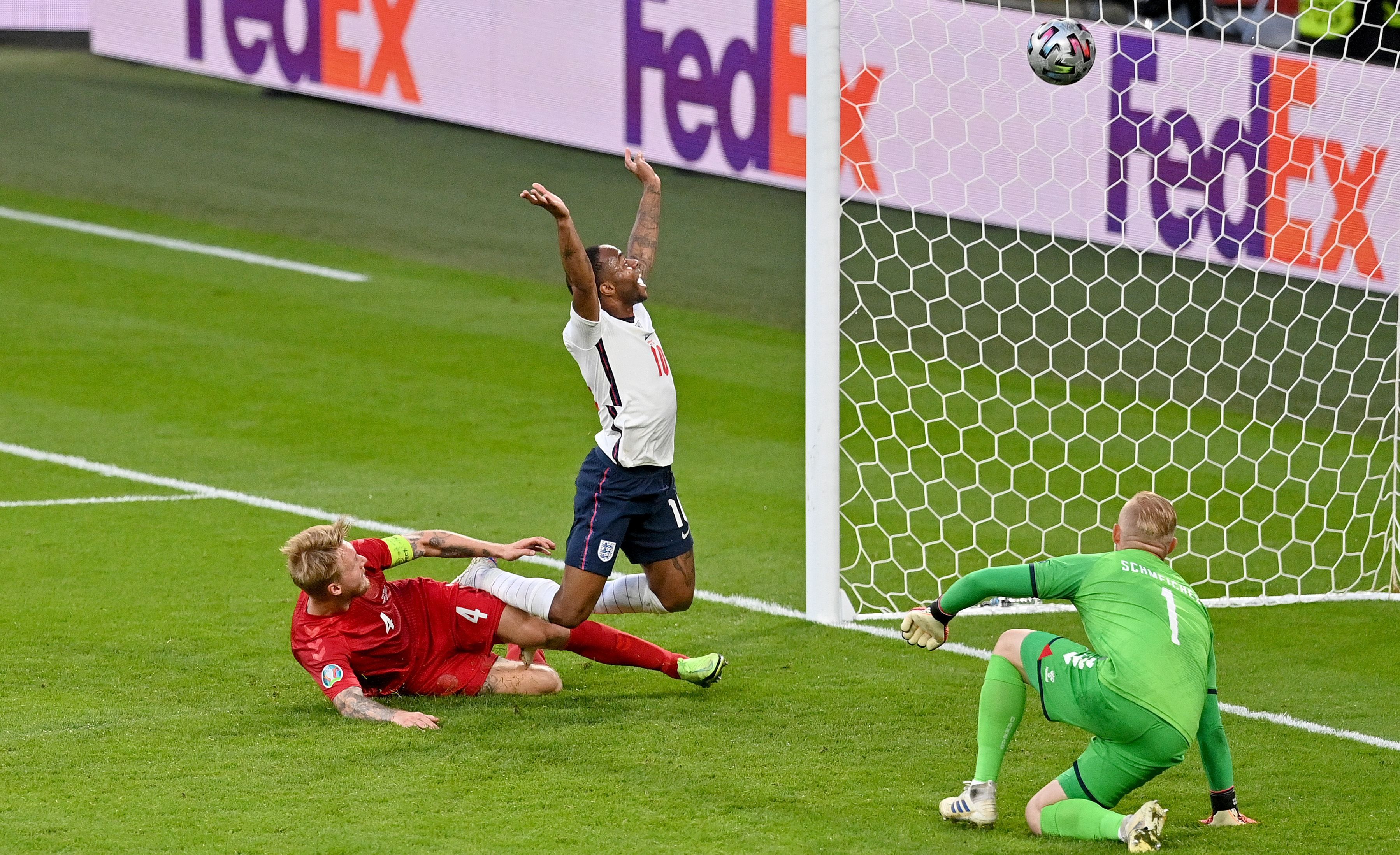 Англія – Данія: відео автоголу К'єра 07.07.2021 Англія – Данія: відео автоголу К'єра 07.07.2021