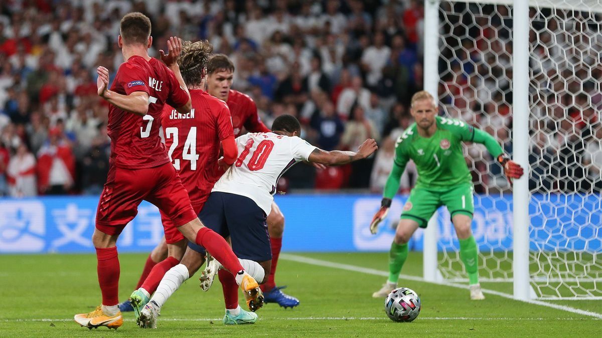 Пенальти, который разозлил Европу –  СМИ после матча Англия – Дания