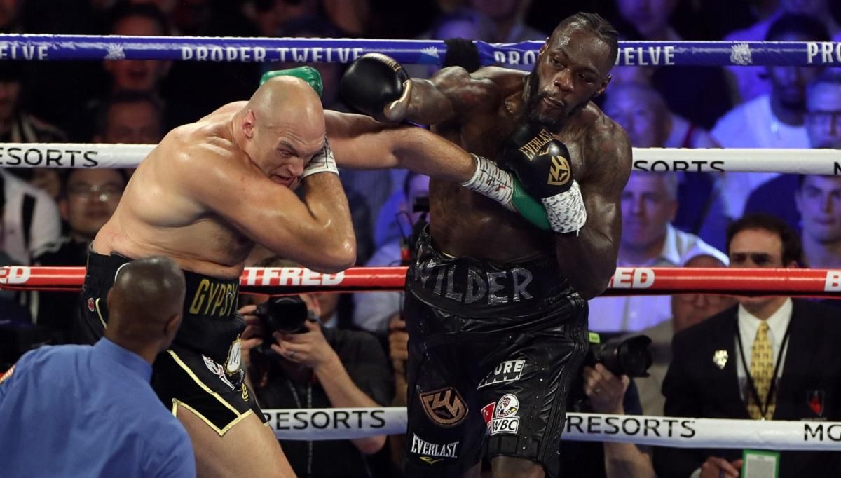 Бой Фьюри – Уайлдер официально перенесен – причина Бой Фьюри – Уайлдер официально перенесен – причина