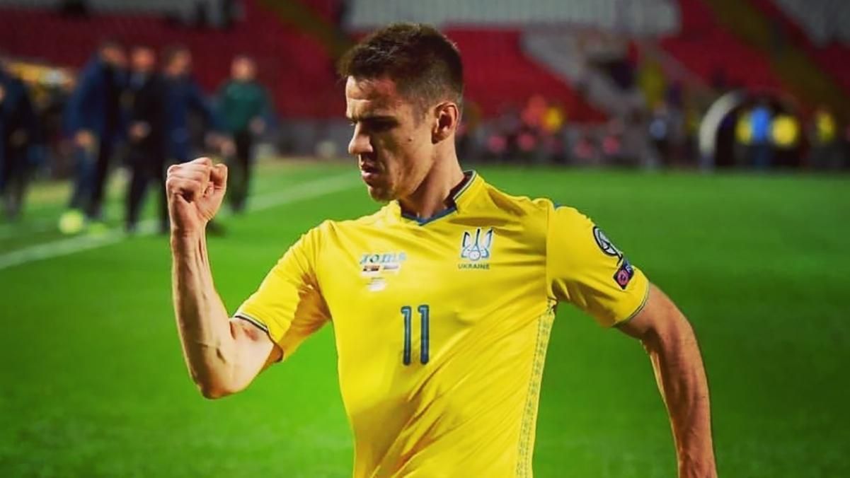 Беседин показал тренировку с ногой в гипсе Беседин показал тренировку с ногой в гипсе