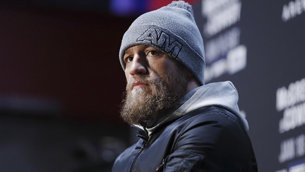 Конор МакГрегор ледь не побився з Рафаелем Дос Аньосем: відео Конор МакГрегор ледь не побився з Рафаелем Дос Аньосем: відео