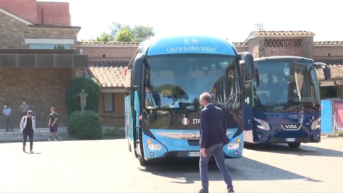 Сборная Италии едва не забыла взять на финал Евро 2020 Джанлуку Виалли Сборная Италии едва не забыла взять на финал Евро 2020 Джанлуку Виалли