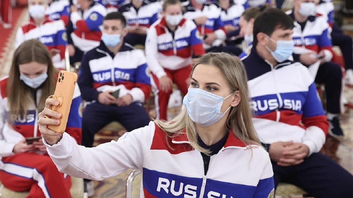 Російським спортсменам-олімпійцям роздали методички з відповідями