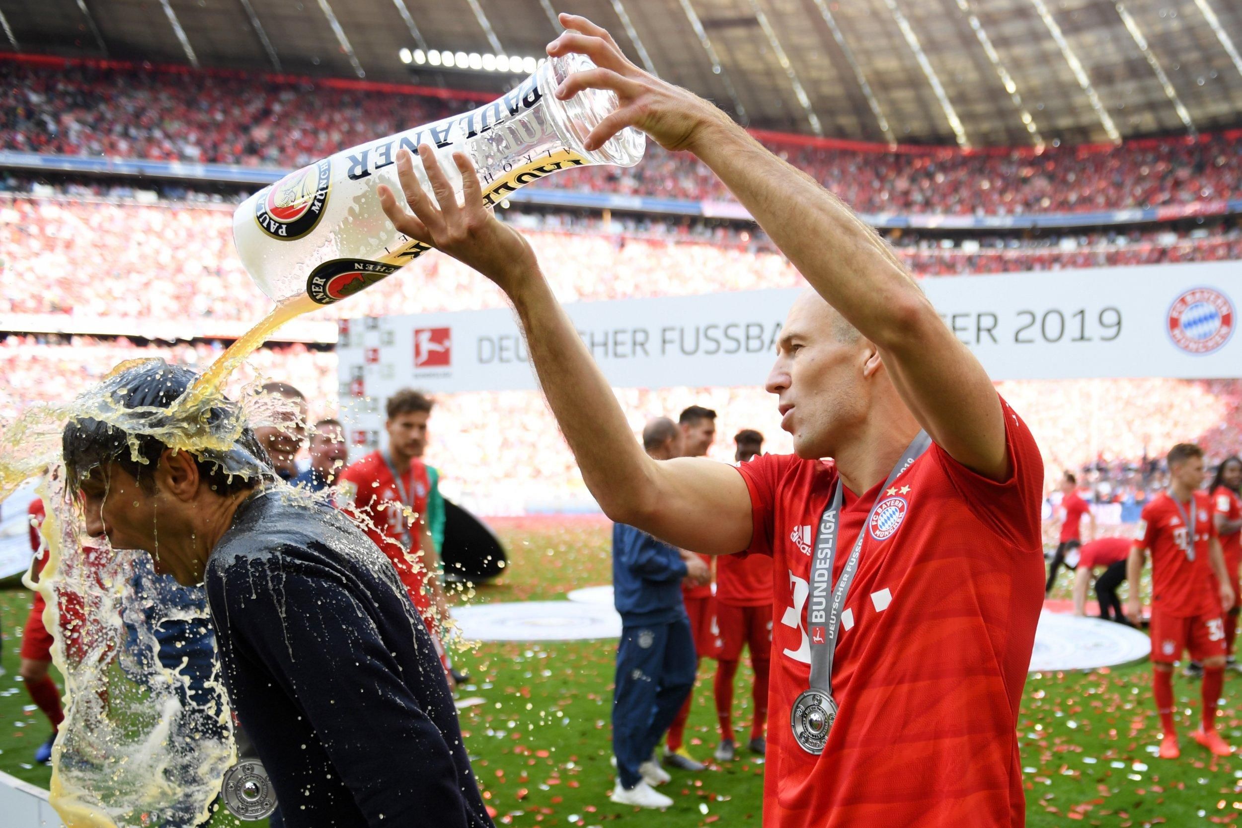 Легенда Баварії Ар'єн Роббен вдруге завершив кар'єру футболіста Легенда Баварії Ар'єн Роббен вдруге завершив кар'єру футболіста