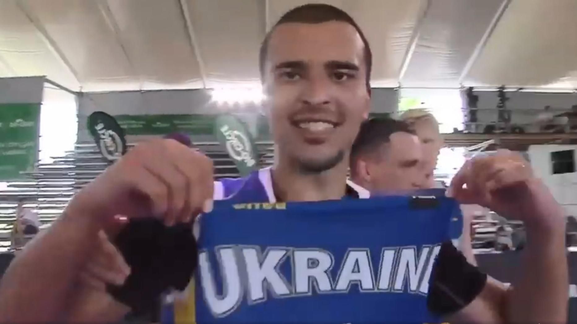 Украинские баскетболисты победили благодаря невероятному броску на последней секунде: видео