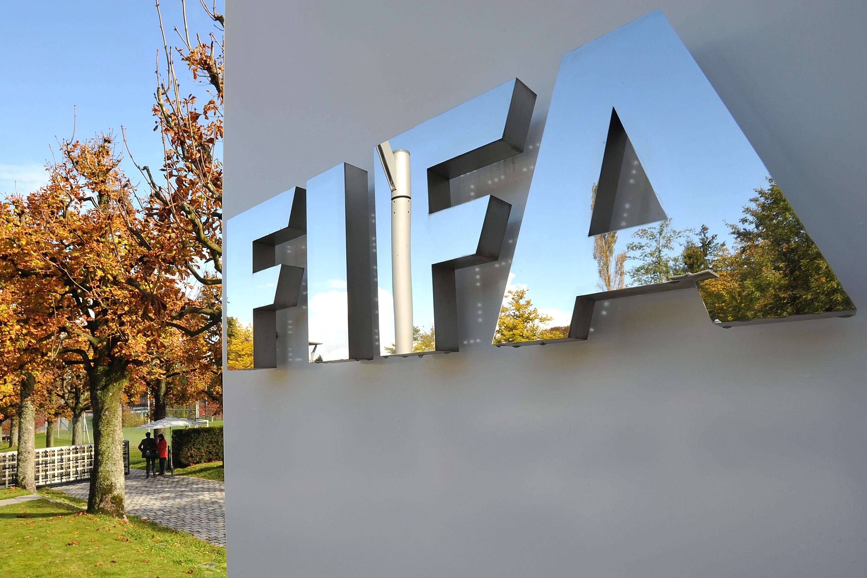 Война УАФ и Руха, революция ФИФА в футболе: новости спорта 17 июля