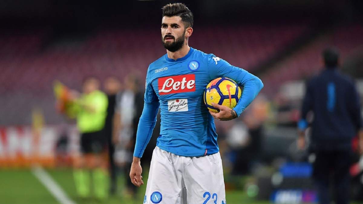 Заспівав антифашистську пісню – розлючені фанати критикують новачка Лаціо Заспівав антифашистську пісню – розлючені фанати критикують новачка Лаціо