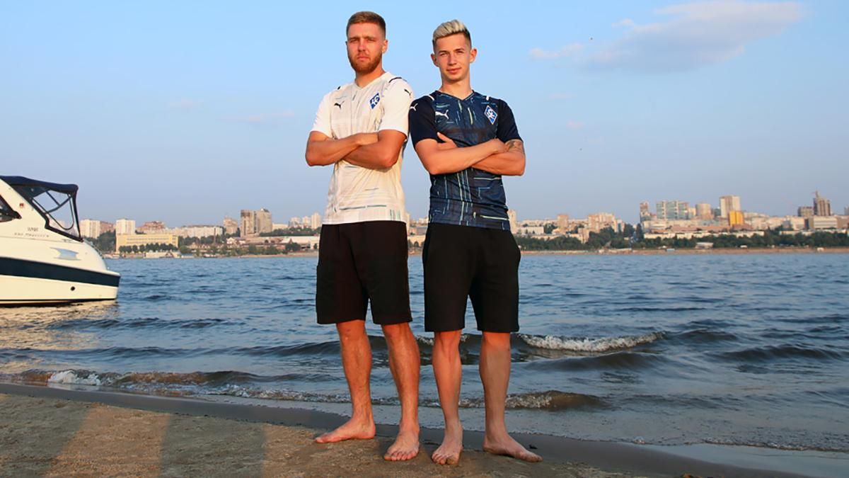 Три російські клуби представили однакову форму на сезон: схожий варіант є і в Шахтаря - Спорт 24 Три російські клуби представили однакову форму на сезон: схожий варіант є і в Шахтаря - Спорт 24