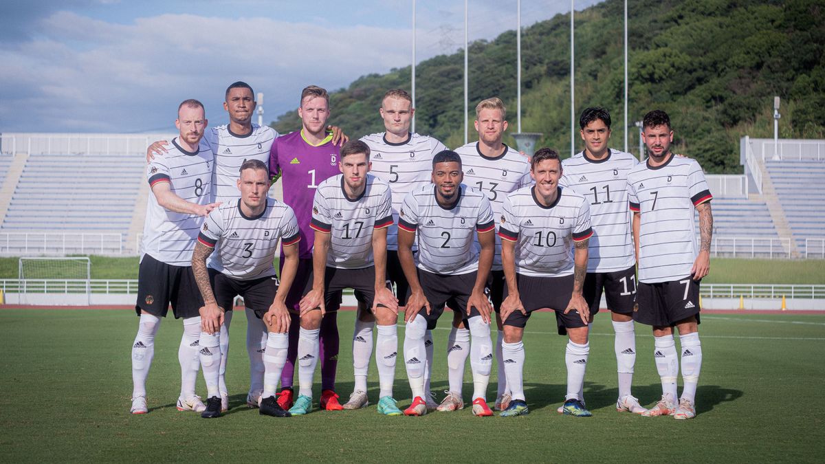 Сборная Германии по футболу на Олимпиаде сыграет в траурных повязках