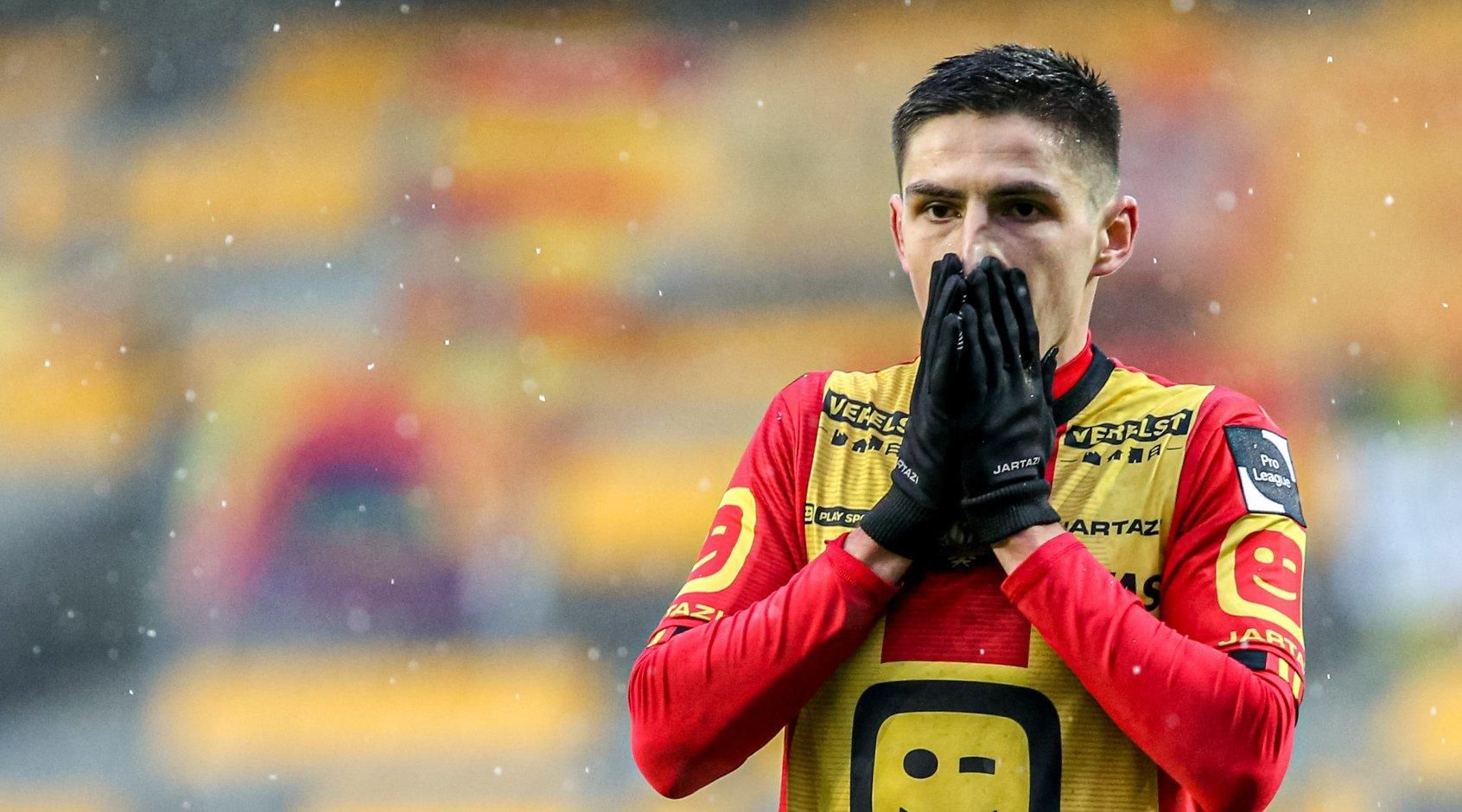 Бельгійський клуб офіційно підписав контракт з українцем Шведом - Спорт 24 Бельгійський клуб офіційно підписав контракт з українцем Шведом - Спорт 24