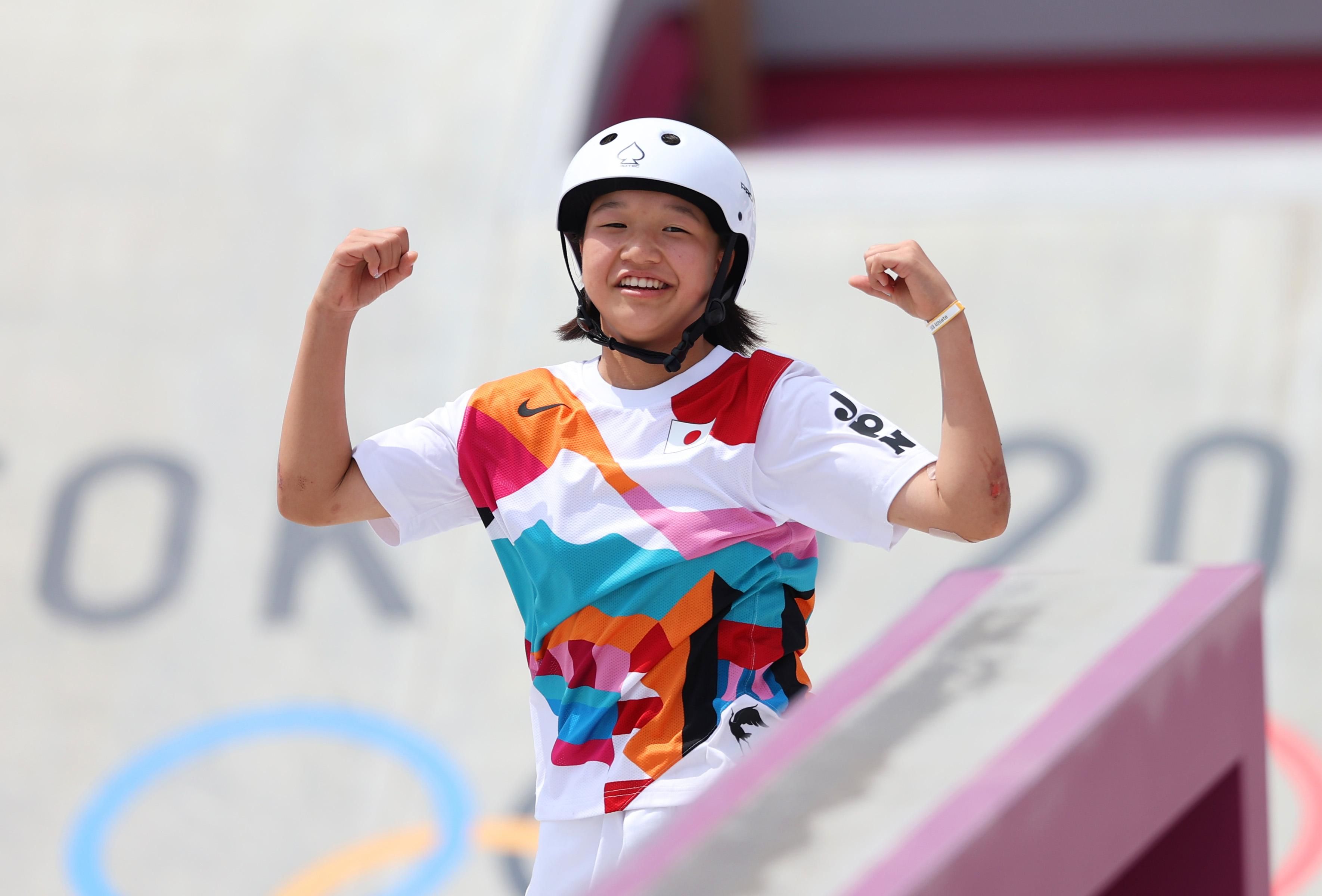 Японка в 13 лет выиграла золото Олимпиады по скейтбордингу