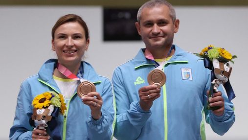 Костевич і Омельчук здобули "бронзу" Олімпіади у стрільбі з пневматичного пістолета у міксті