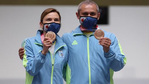 "Бронза" на вагу "золота": нагородження Костевич та Омельчука на Олімпіаді-2020 – фото
