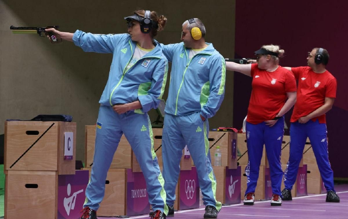 Проклятие снято: впервые украинский знаменосец выиграл медаль Олимпиады