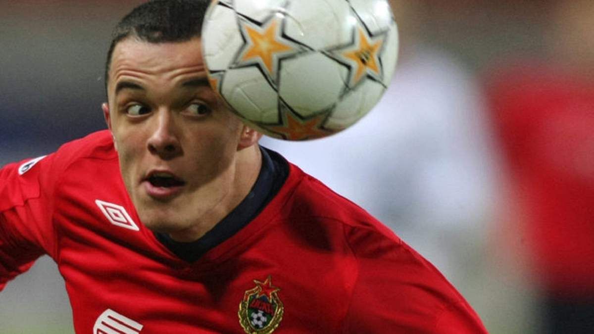 Ексфутболіст Олександрії сів п'яним за кермо і оголився, знімаючи себе на телефон: фото - Спорт 24 Ексфутболіст Олександрії сів п'яним за кермо і оголився, знімаючи себе на телефон: фото - Спорт 24