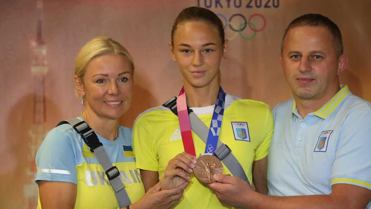 Дарія Білодід повернулася в Україну з Олімпіади 2020: фото