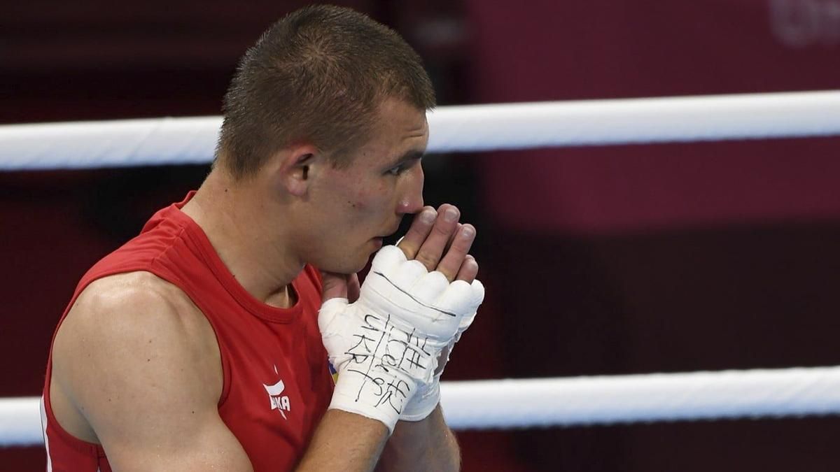 Александр Хижняк вышел в 1/2 финала Олимпиады 2020 по боксу