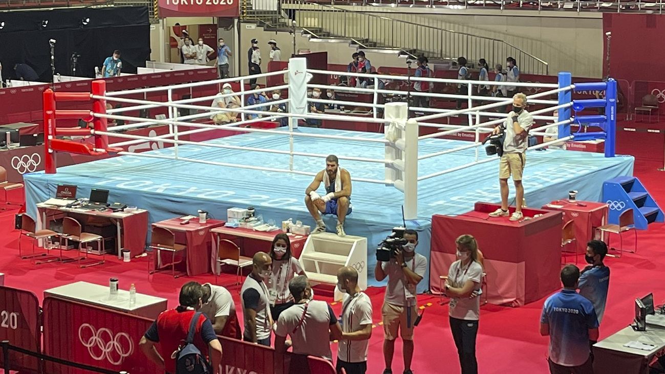 Російський боксер Мурад Алієв влаштував страйк на Олімпіаді Російський боксер Мурад Алієв влаштував страйк на Олімпіаді