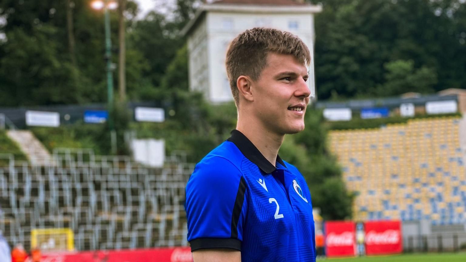 Шалений гол після удару Соболя приніс перемогу Брюгге, не обійшлося без курйозу: відео - Спорт 24 Шалений гол після удару Соболя приніс перемогу Брюгге, не обійшлося без курйозу: відео - Спорт 24