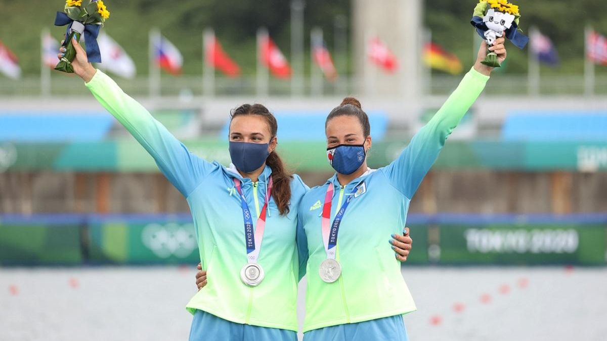 Как украинки получили медаль Олимпиады в каноэ-двойке – видео