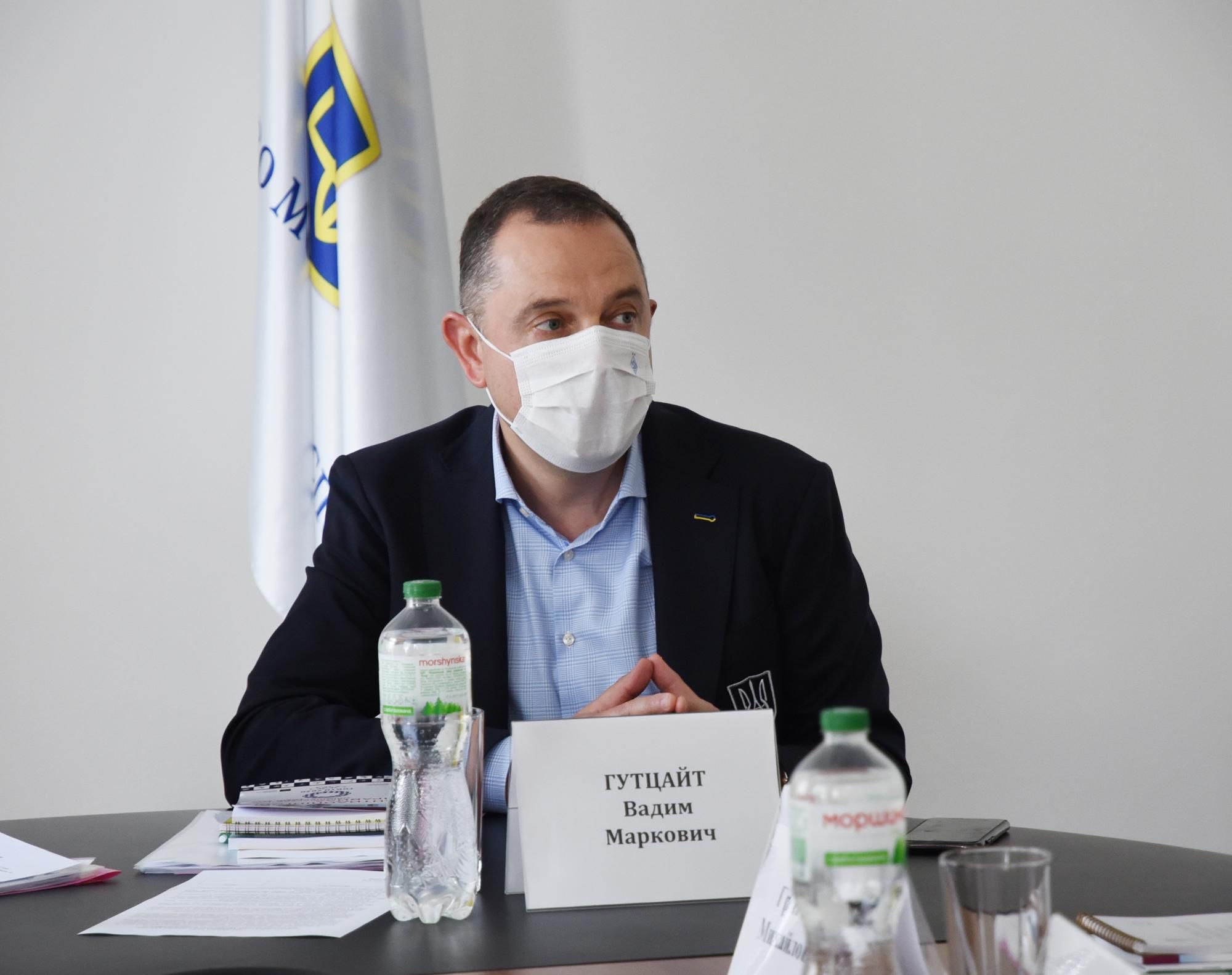 Функционеры вместо тренеров: кто летал на Олимпиаду от Украины Функционеры вместо тренеров: кто летал на Олимпиаду от Украины