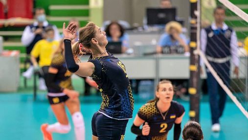 Не взяли ни одного сета: Украина с поражения стартовала на женском Евро по волейболу