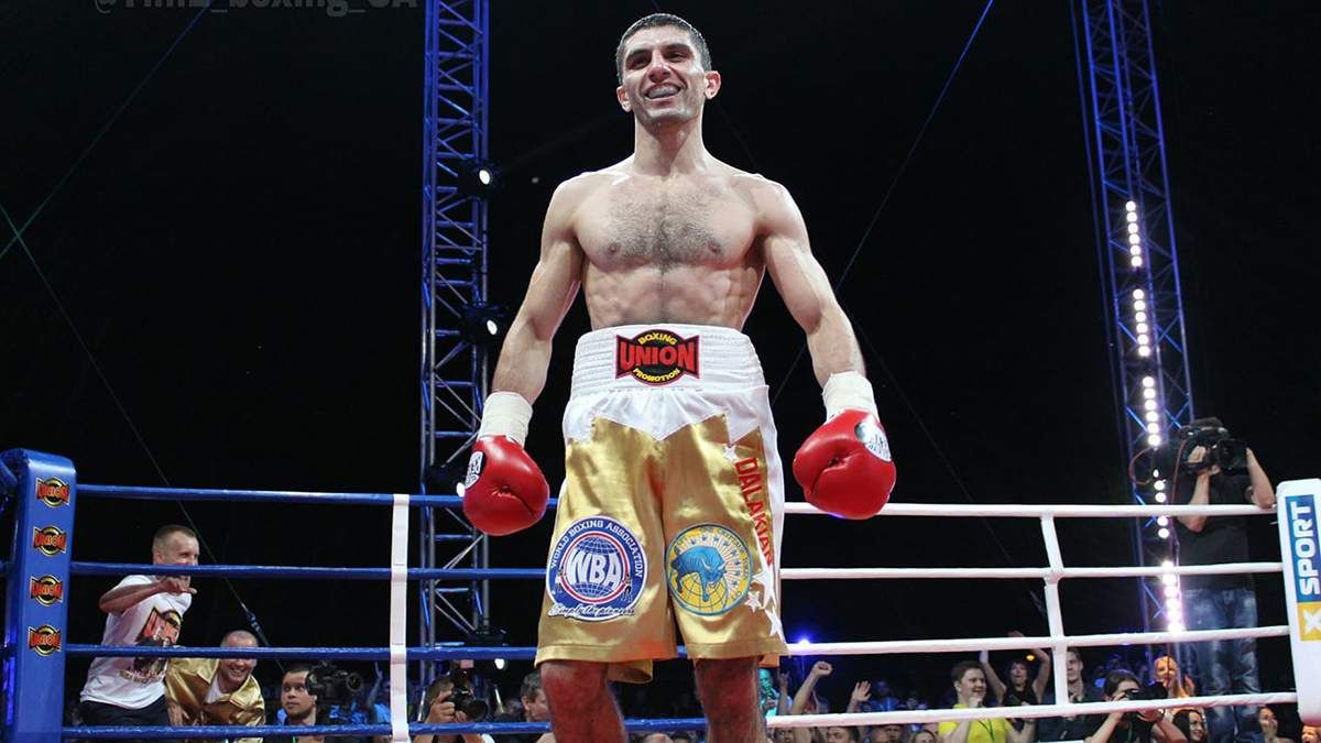 Украинский боксер Далакян узнал имя следующего соперника