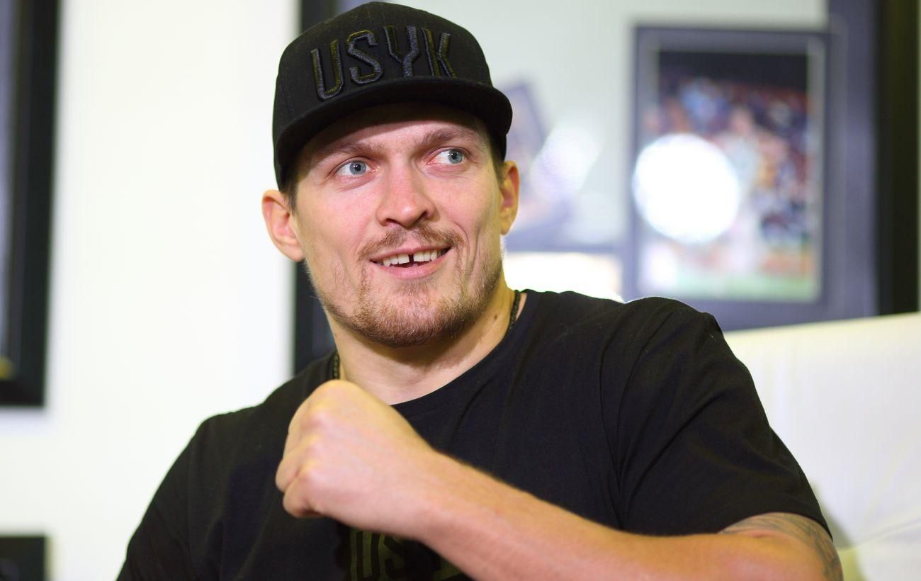 Александр Усик приобрел новую спортивную машину: фото Александр Усик приобрел новую спортивную машину: фото