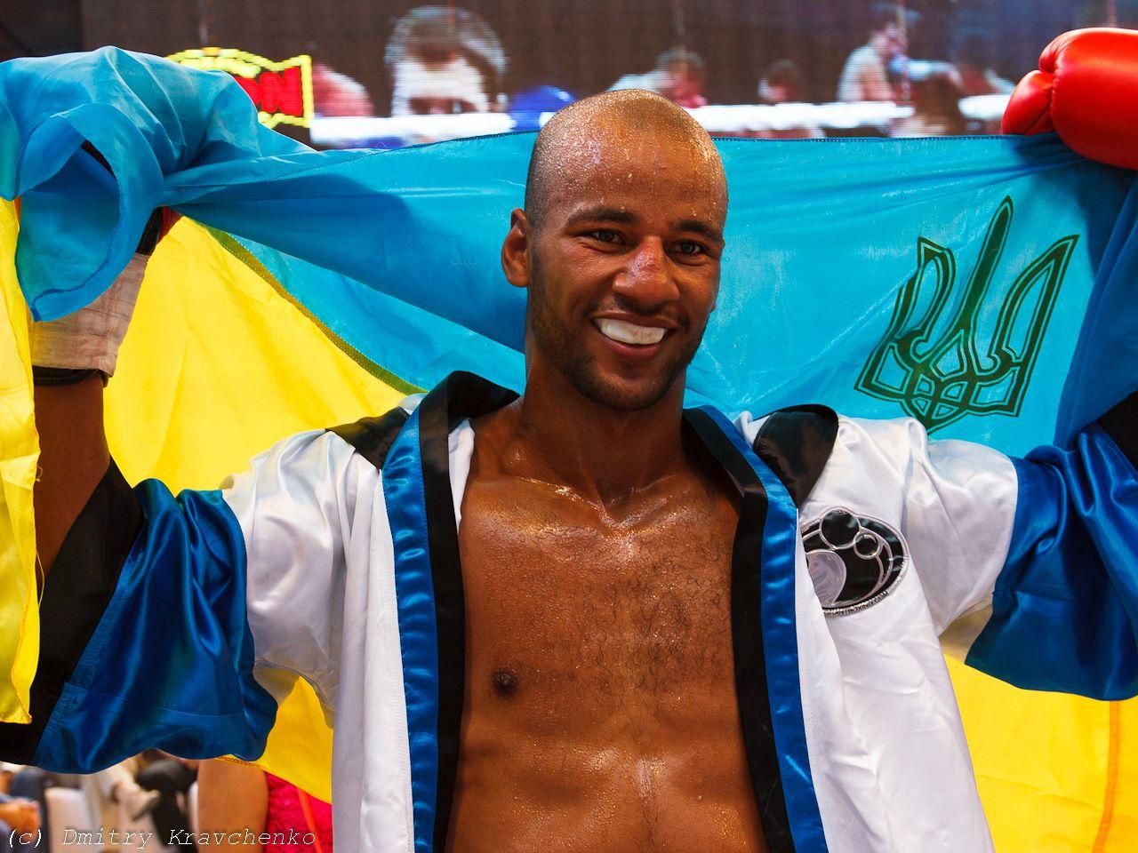 Український супертяж програв нокаутом росіянинові в чемпіонському бою: відео - бокс новини - Спорт 24 Український супертяж програв нокаутом росіянинові в чемпіонському бою: відео - бокс новини - Спорт 24