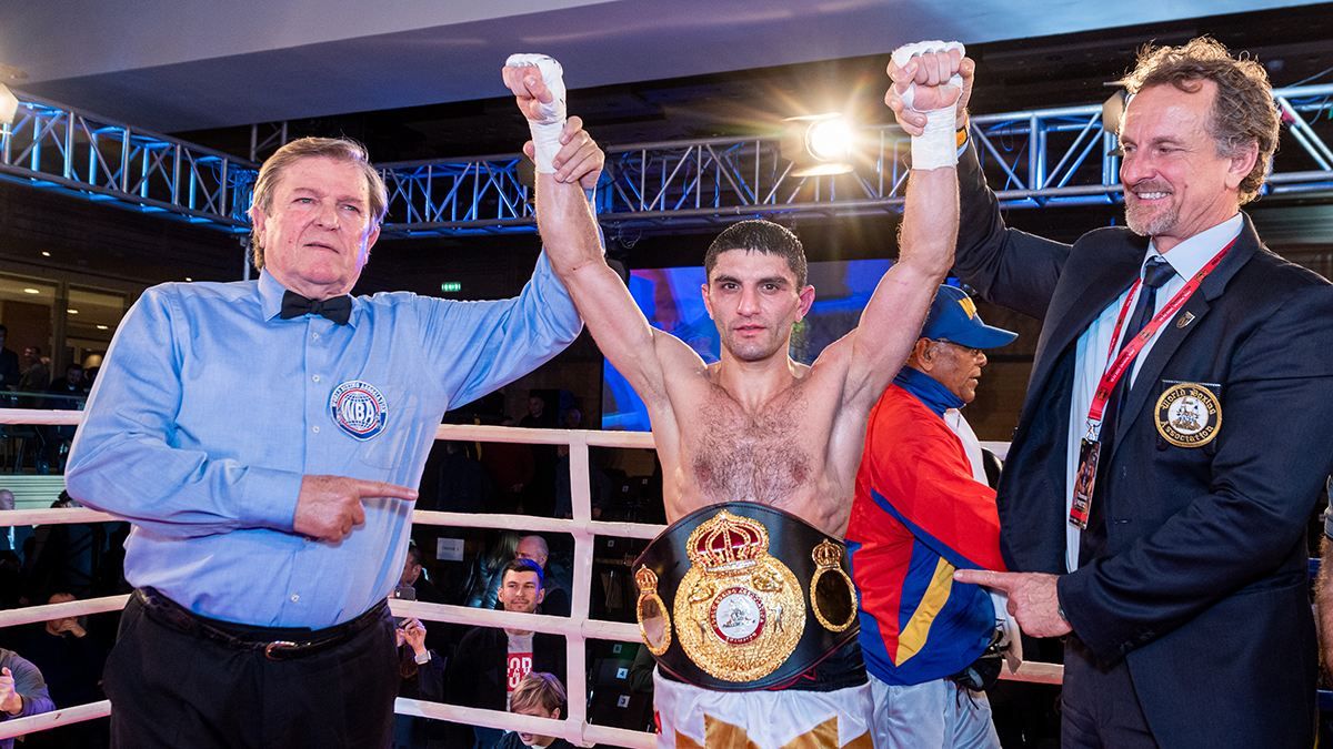 Український чемпіон світу Далакян проведе захист титулу WBA: де відбудеться бій - бокс новини - Спорт 24 Український чемпіон світу Далакян проведе захист титулу WBA: де відбудеться бій - бокс новини - Спорт 24