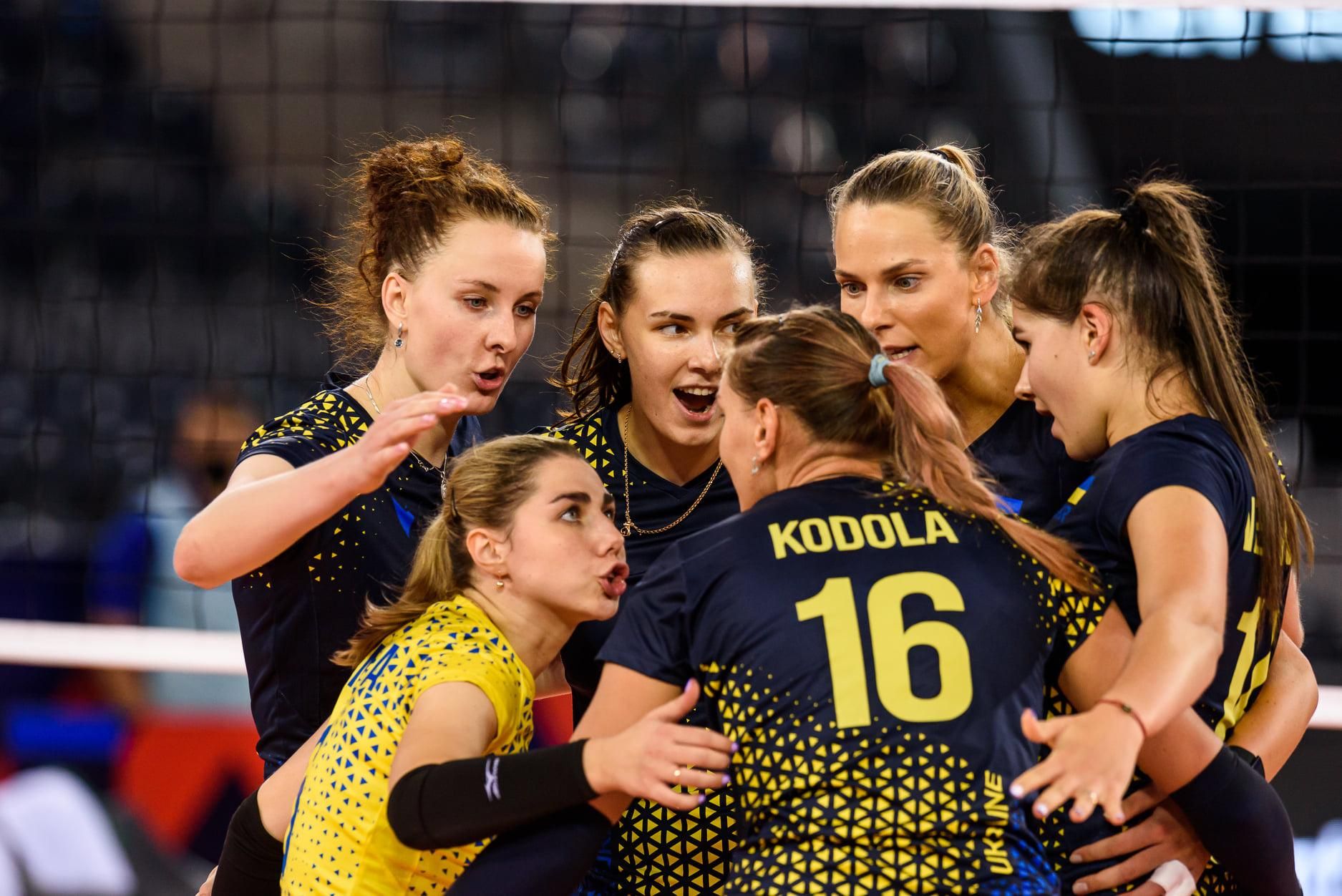Сборная Украины впервые за 20 лет вышла в плей-офф Евро по волейболу