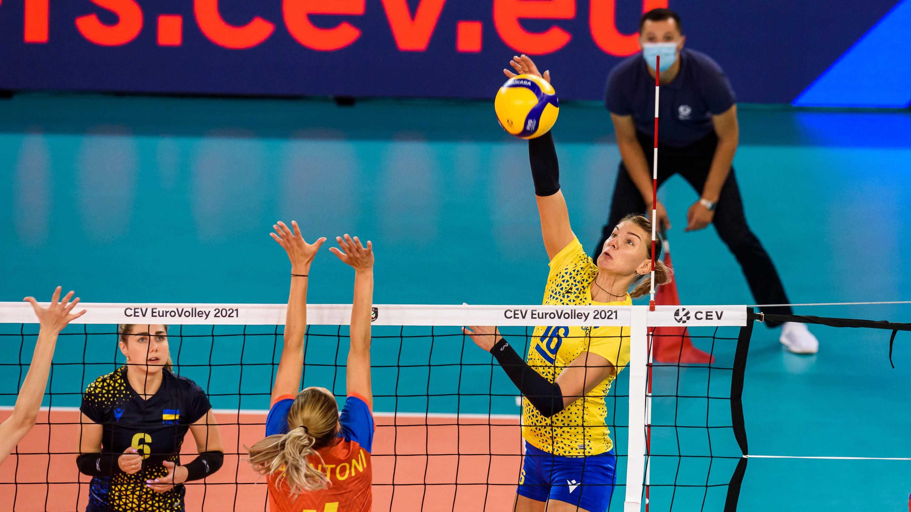 Україна впевнено обіграла Румунію на жіночому чемпіонату Європи з волейболу - Новини спорту - Спорт 24