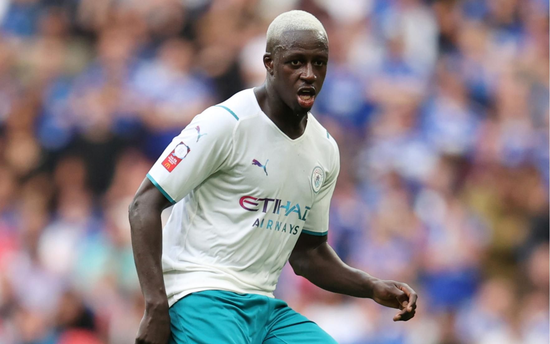 Главный конкурент Зинченко в Манчестер Сити попал за решетку Главный конкурент Зинченко в Манчестер Сити попал за решетку