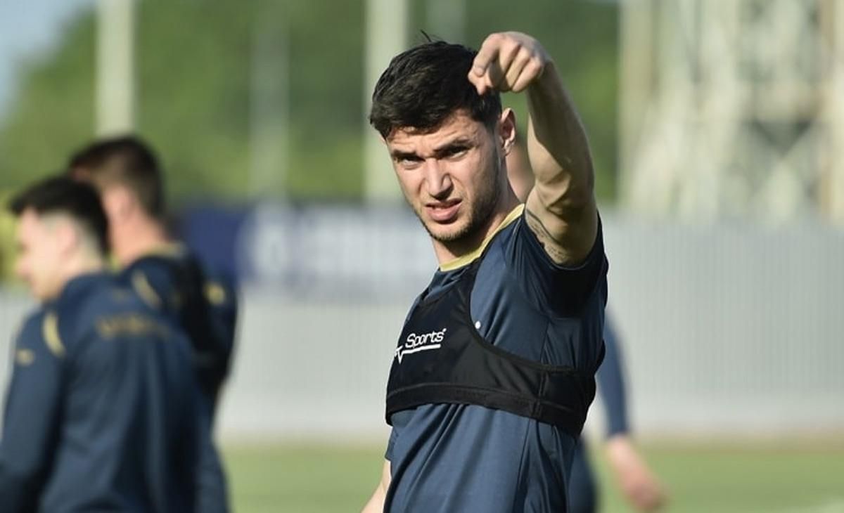 Ще одна втрата: Яремчук може пропустити матч з Казахстаном у відборі на ЧС-2022 - Спорт 24 Ще одна втрата: Яремчук може пропустити матч з Казахстаном у відборі на ЧС-2022 - Спорт 24