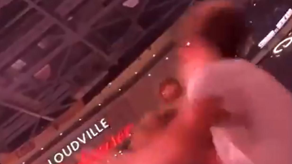 Джек Пол - Тайрон Вуди: драка фанатов, видео Джек Пол - Тайрон Вуди: драка фанатов, видео