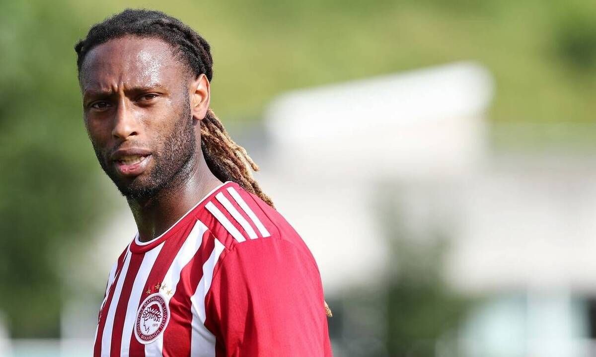 Подозревают в изнасиловании несовершеннолетней – в Греции задержали футболиста Олимпиакоса Подозревают в изнасиловании несовершеннолетней – в Греции задержали футболиста Олимпиакоса