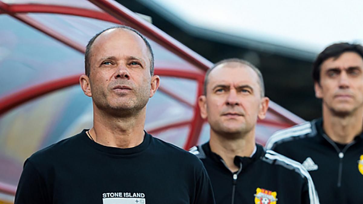 Украинский тренер Дмитрий Парфенов покинул российский клуб Украинский тренер Дмитрий Парфенов покинул российский клуб