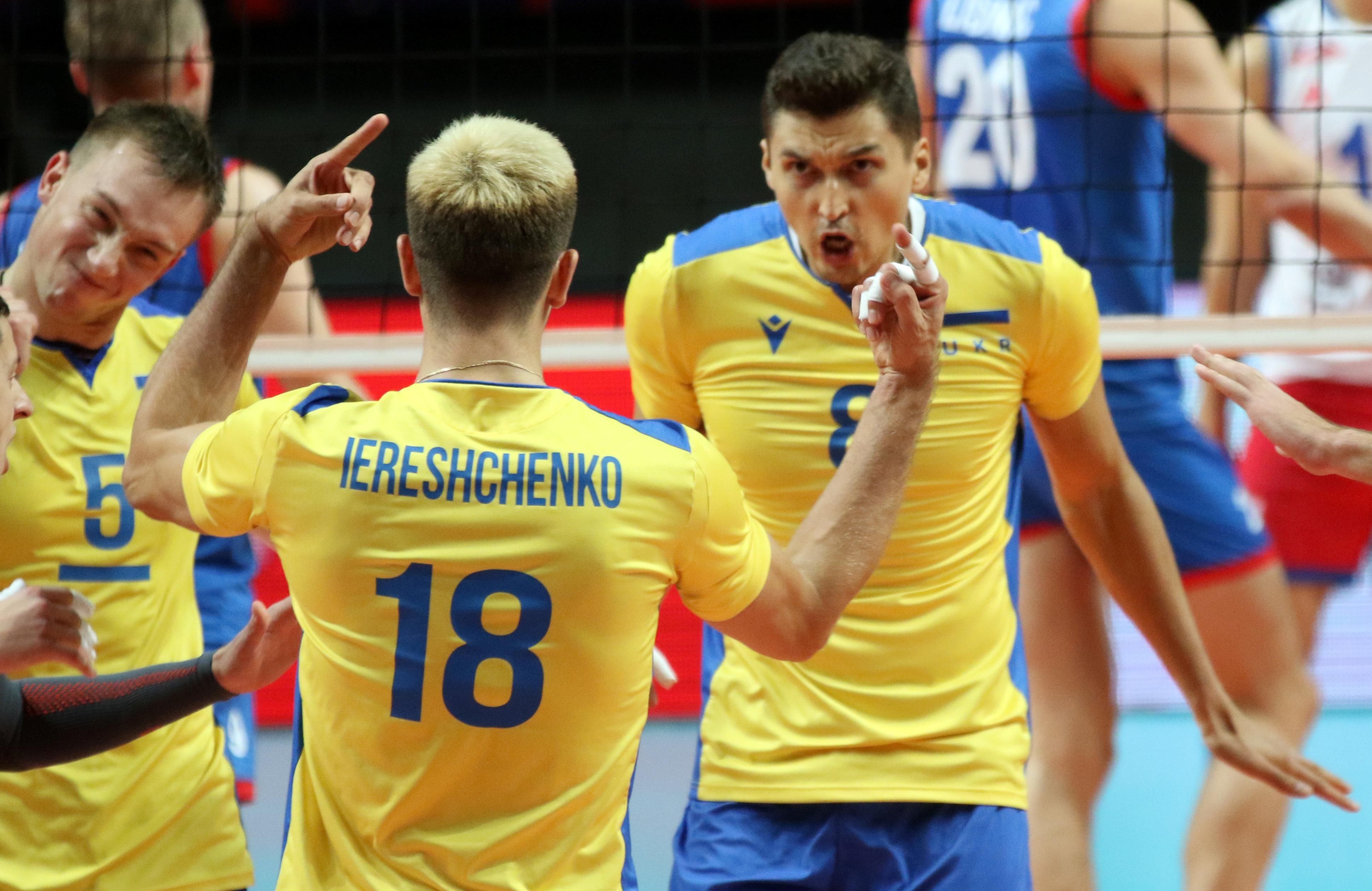 Сборная Украины с боем проиграла второй матч Евро по волейболу действующим чемпионам