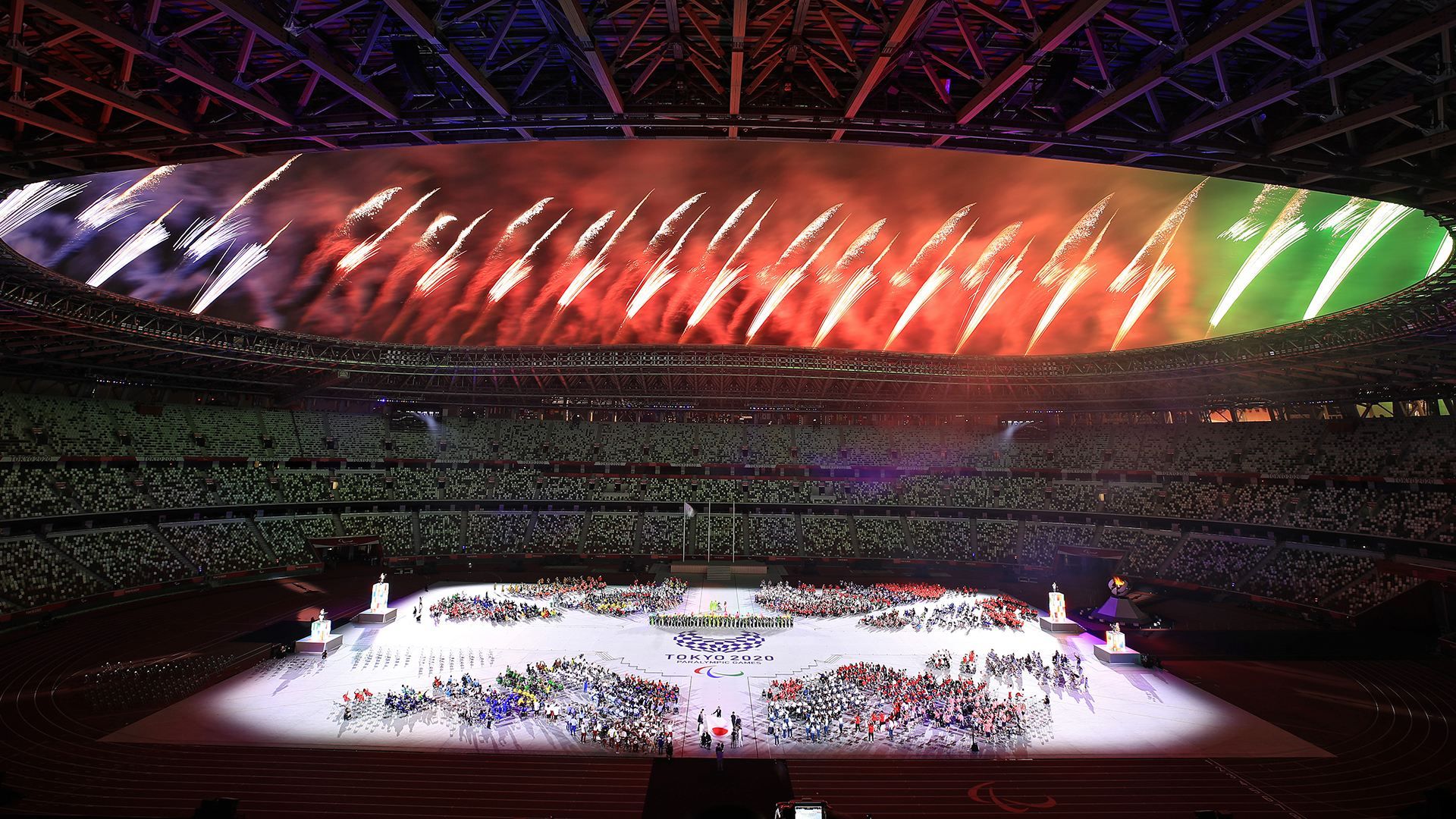 Церемония закрытия Паралимпиады-2020: яркие фото и видео