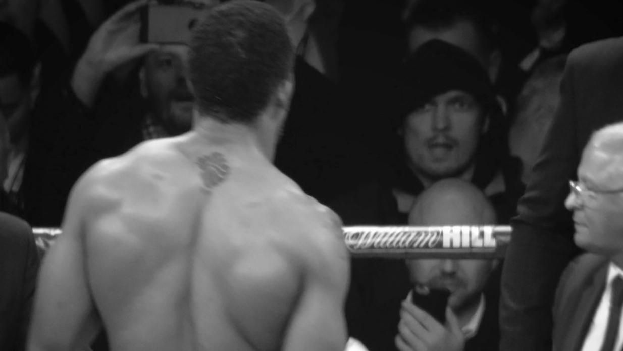 Заткнул критиков: Джошуа внезапно встал на защиту Усика Заткнул критиков: Джошуа внезапно встал на защиту Усика