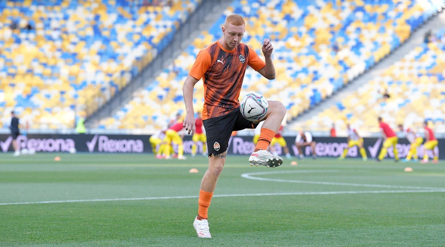 Игрок Шахтера обругал украинскую журналистку после просьбы об интервью Игрок Шахтера обругал украинскую журналистку после просьбы об интервью