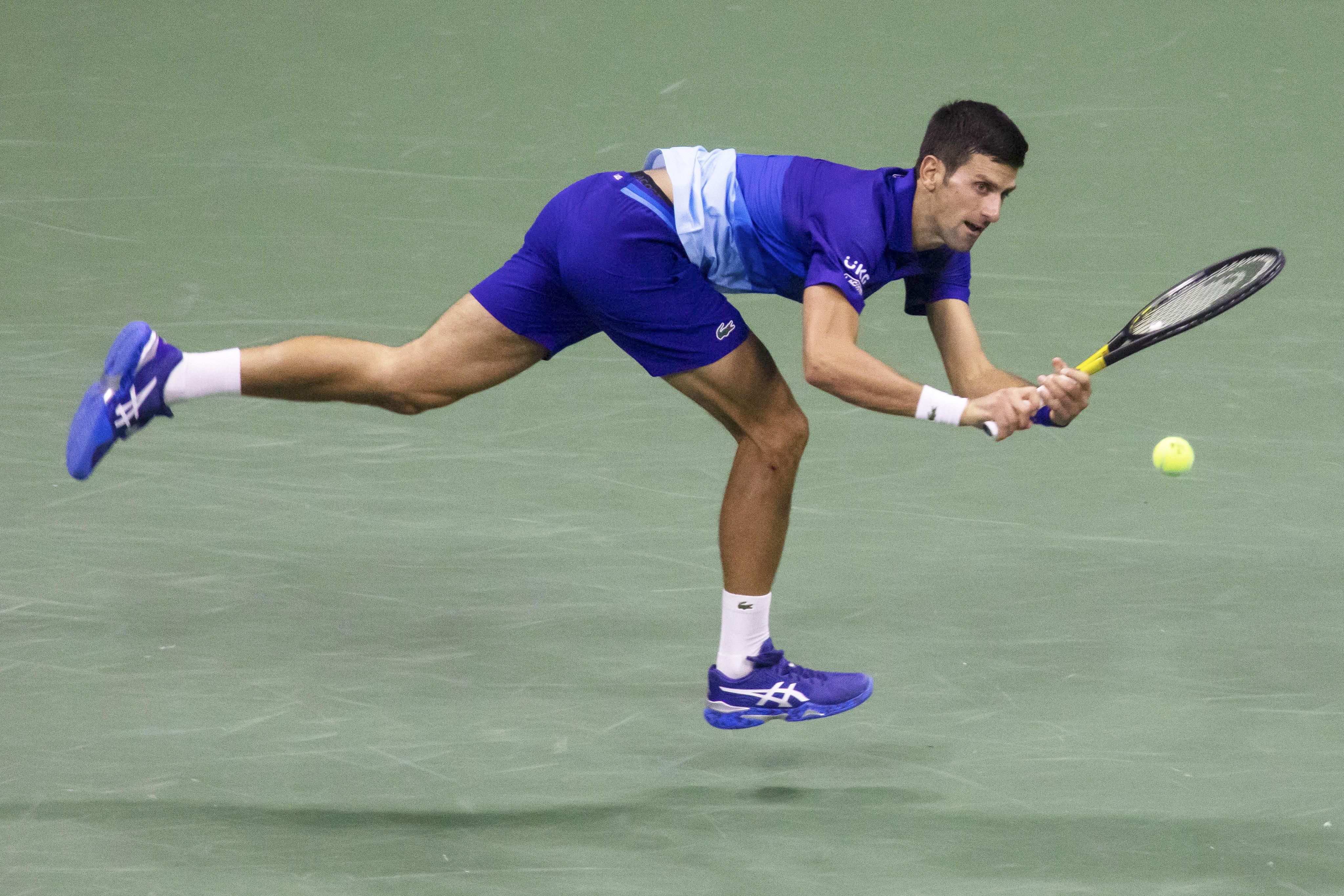 Джокович сломал ракетку и проиграл финал US Open: видео Джокович сломал ракетку и проиграл финал US Open: видео