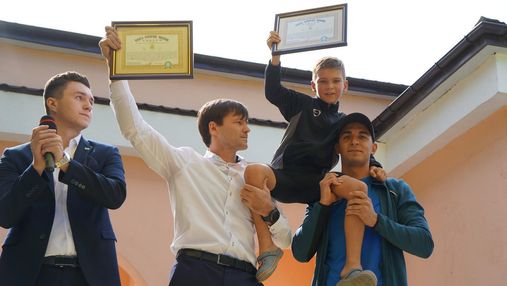9-летний украинец Захаров сделал 1001 отжимание и установил рекорд: фото